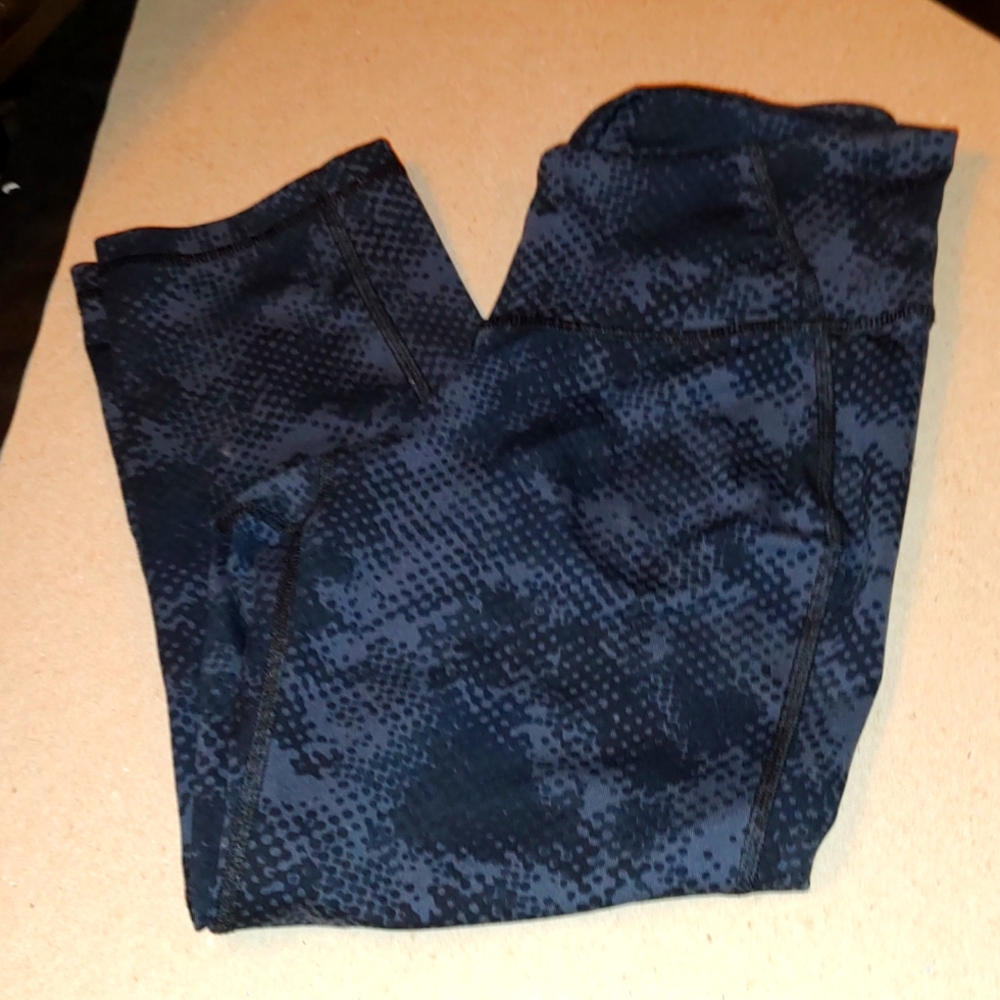 Old Navy Capri. Active wear!!